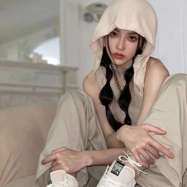 哎吔少女